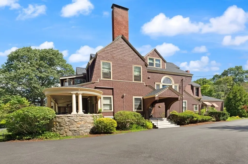 156 Chestnut Ave #6, North Andover, MA 01845 - #1