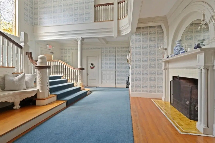 156 Chestnut Ave #6, North Andover, MA 01845 - #2