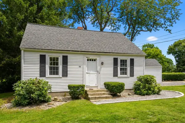 16 Highland Park Rd, Rutland, MA 01543