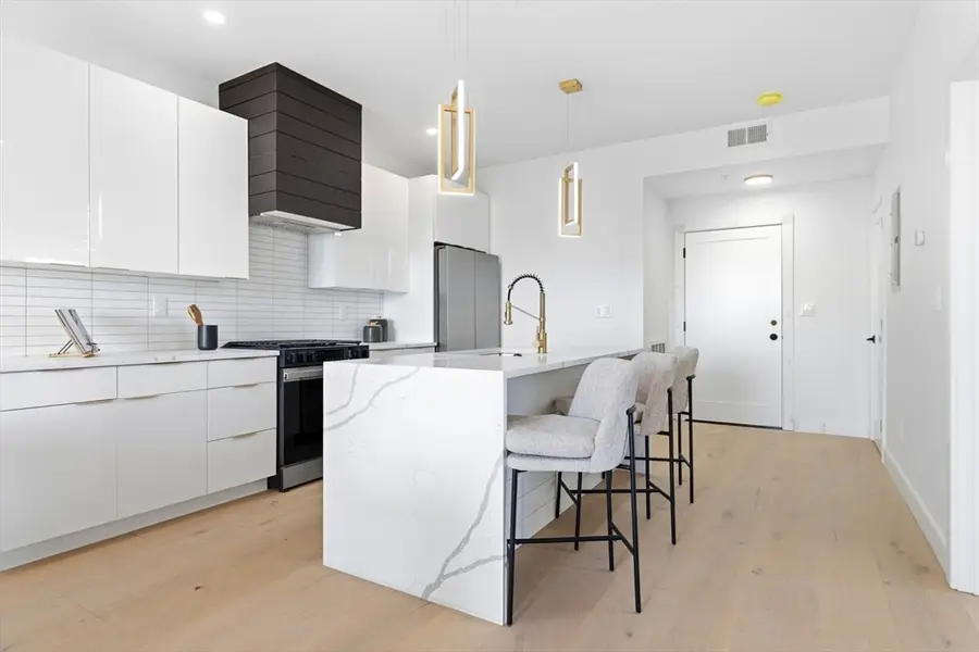 66 Mcgrath #408, Quincy, MA 02169 - #3