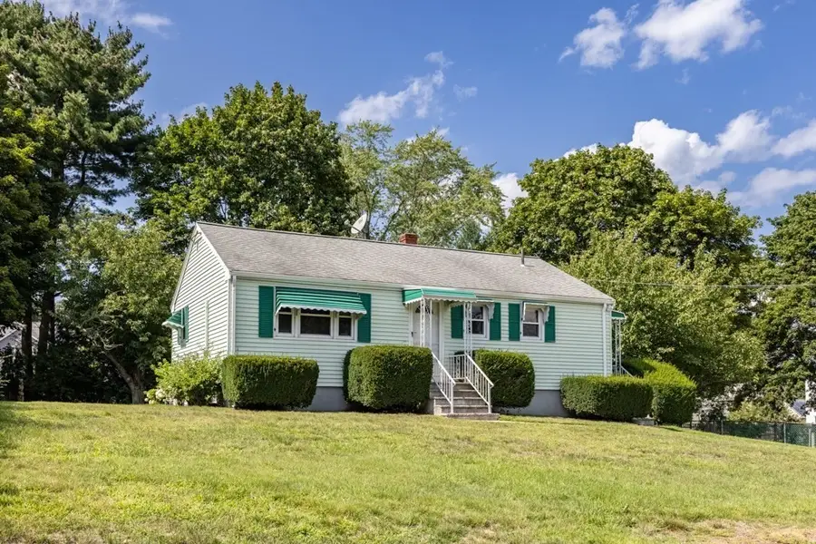31 Anna Rd, Woburn, MA 01801 - #2