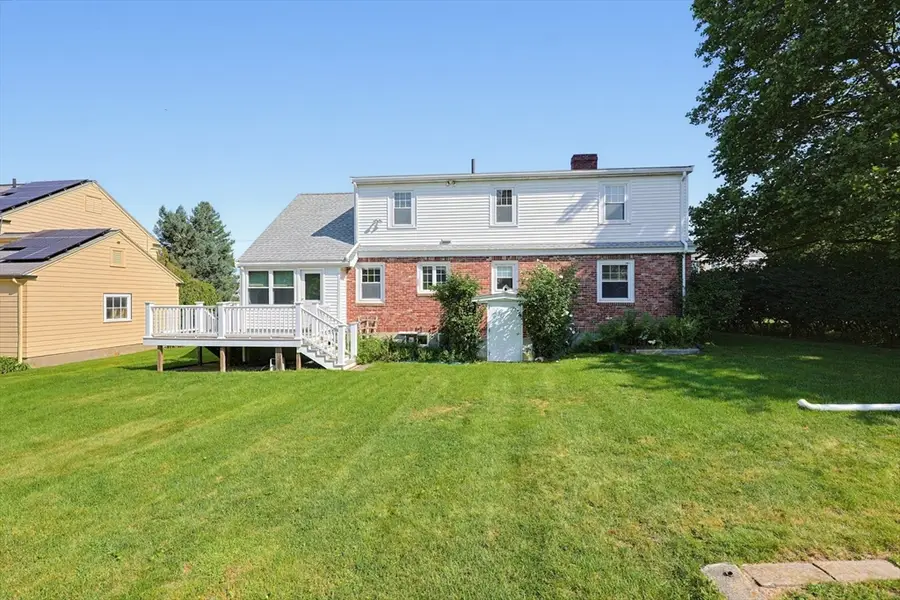 70 Oakdale Rd, Newton, MA 02459 - #3