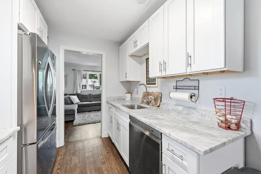 33 Deer Pond Drive, Leicester, MA 01524 - #3