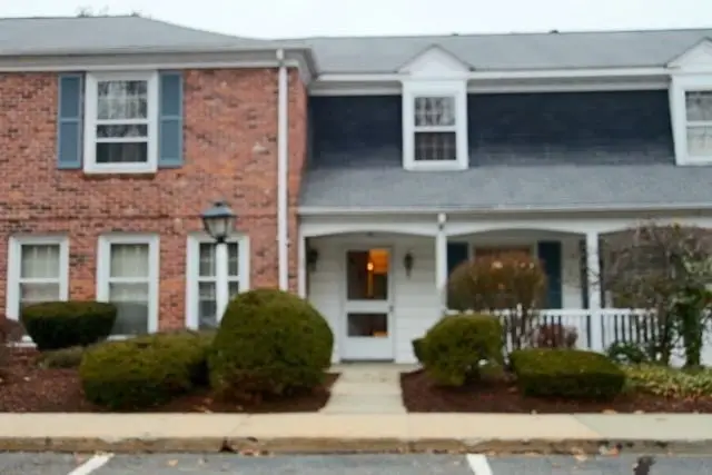 36 Williamsburg #36, Springfield, MA 01108 - #1