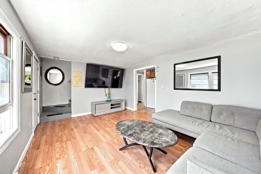 87 Beacon Ave #2, Lawrence, MA 01843 - #3