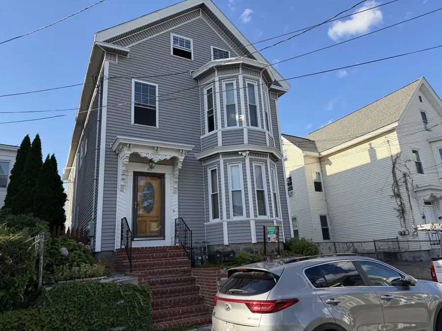 61 Butterfield St, Lowell, MA 01854 - #2