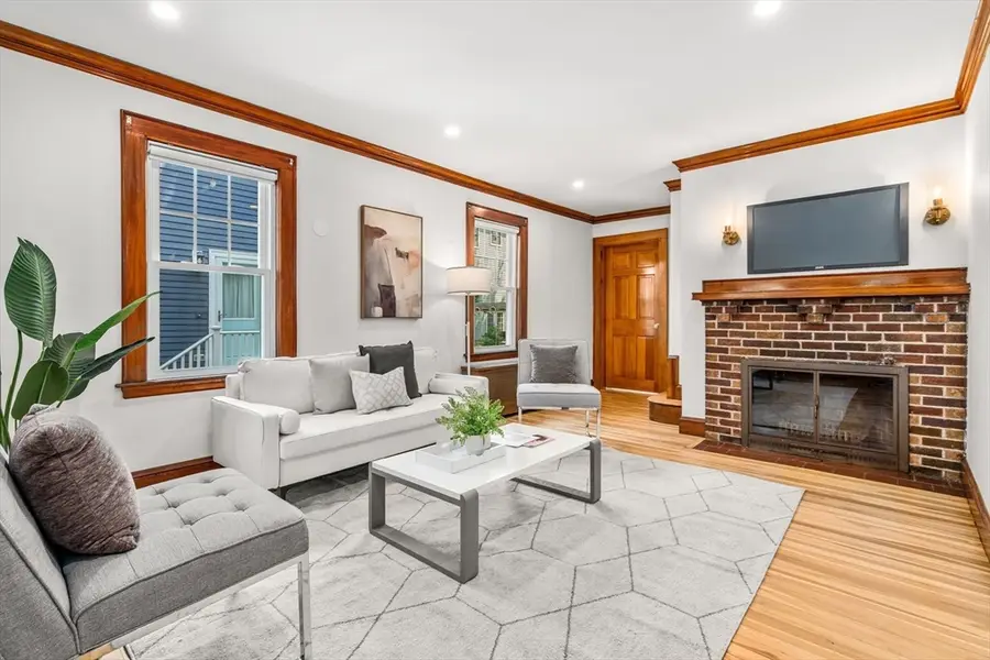 260 Hillside Avenue, Arlington, MA 02476 - #2