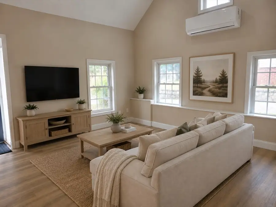 16 Winter Pl, Winchendon, MA 01475 - #3
