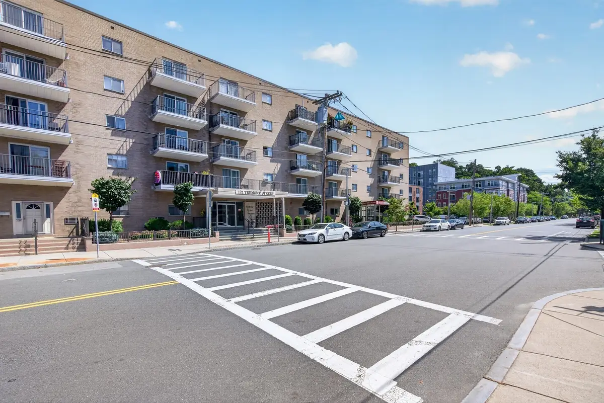 121 Tremont St #C6, Boston, MA 02135 - #1