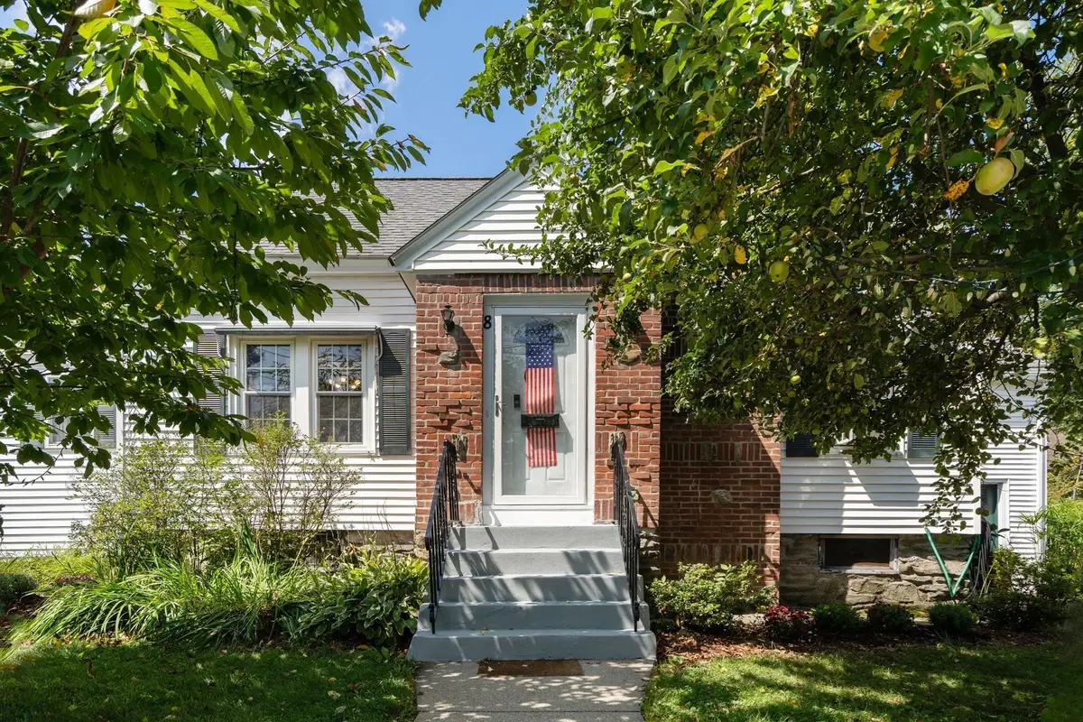 8 Cardinal, Worcester, MA 01602 - #1