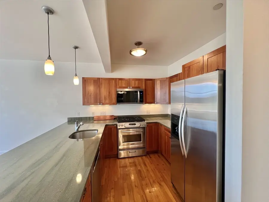 432 Norfolk Street #4-C, Somerville, MA 02143 - #3