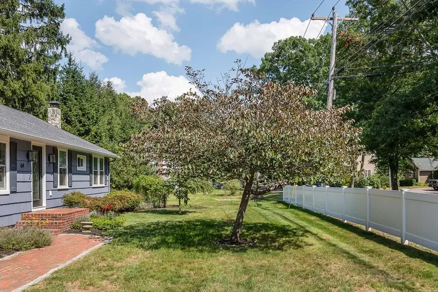 64 Chestnut St, Foxboro, MA 02035 - #2