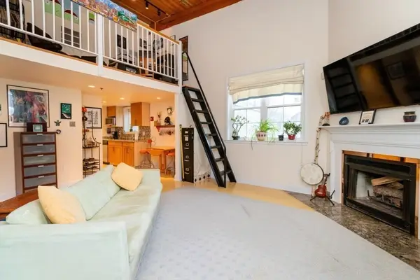 3 S Stone Mill Dr #225, Dedham, MA 02026
