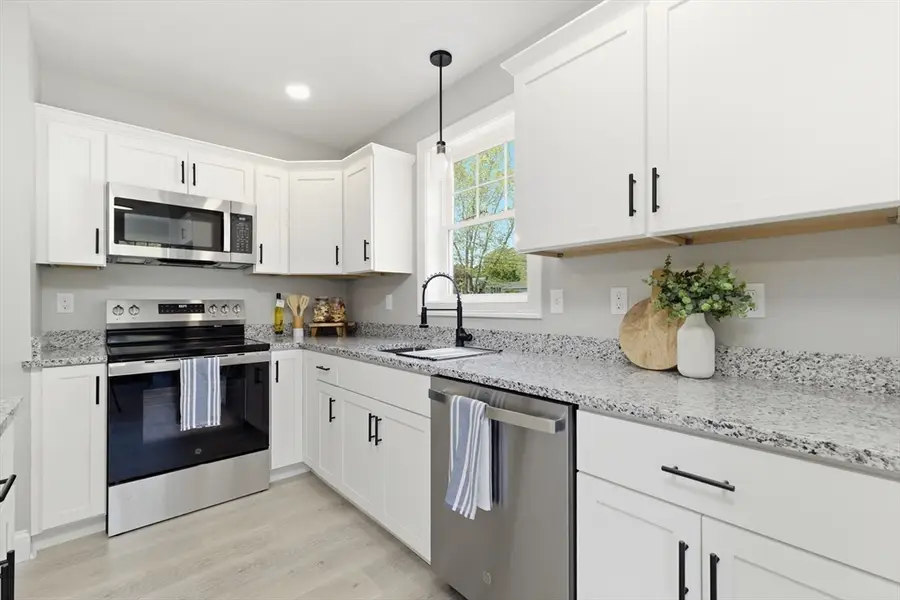 3 Crossman Street #A, Taunton, MA 02780 - #3