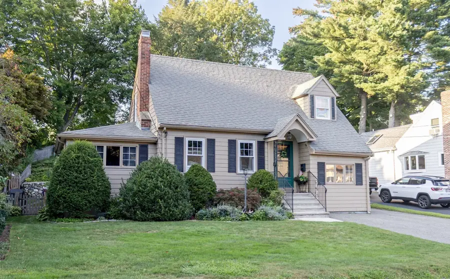 204 Beech Ave, Melrose, MA 02176 - #3
