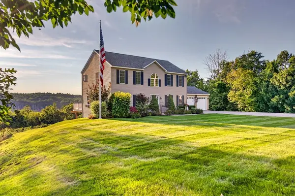 36 Mcintyre Rd, Oxford, MA 01537