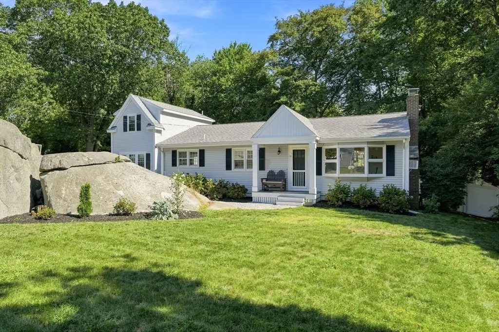 19 Locust Rd, Cohasset, MA 02025 - #1