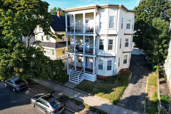 29-31 Tracy Ave, Lynn, MA 01902