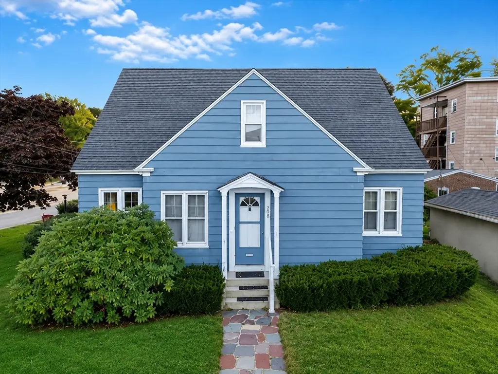 208 Woodland St, Fitchburg, MA 01420 - #1