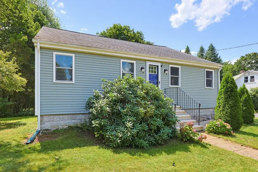 82 Norfolk St, Walpole, MA 02081 - #2