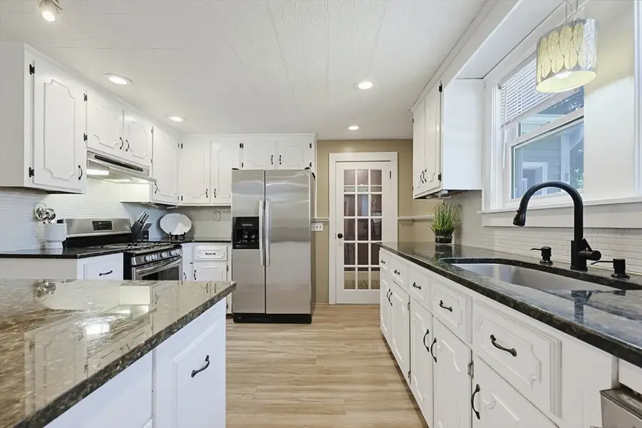 82 Norfolk St, Walpole, MA 02081 - #3
