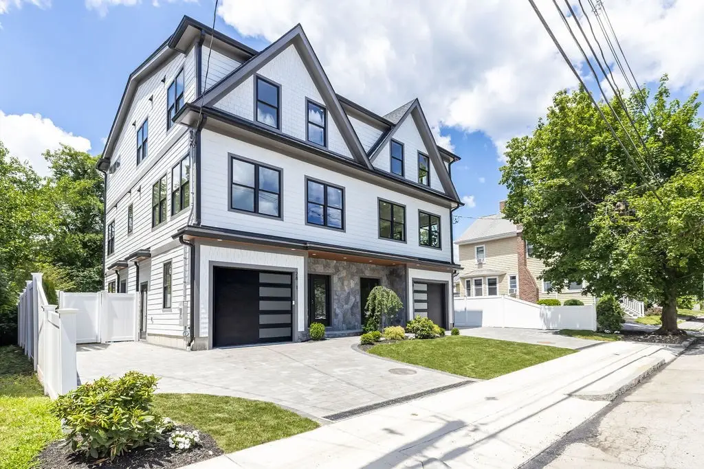 28 Howard St #1, Waltham, MA 02451 - #1