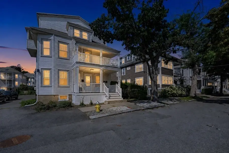 16 Glover St #1, Salem, MA 01970 - #3