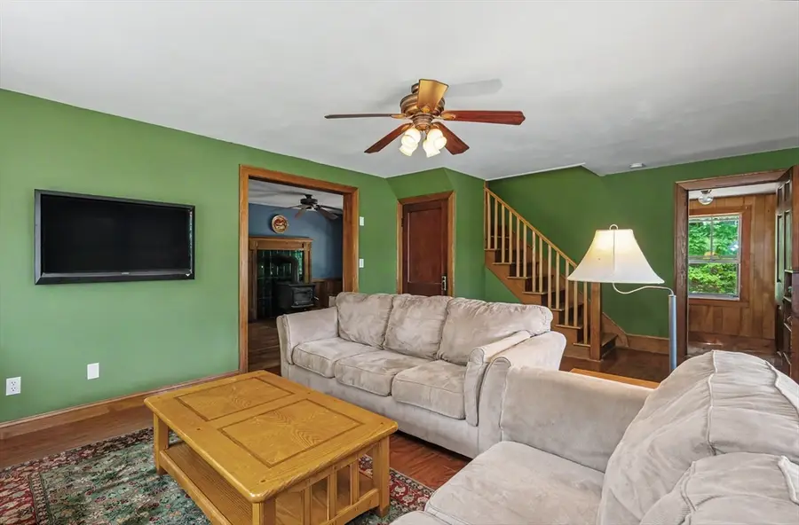 131 Main St, North Chelmsford, MA 01863 - #3