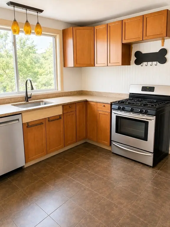 172 Bishop Street, Framingham, MA 01702 - #2
