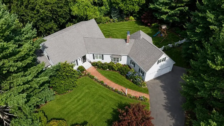 25 Clearwater Dr, Westwood, MA 02090 - #2