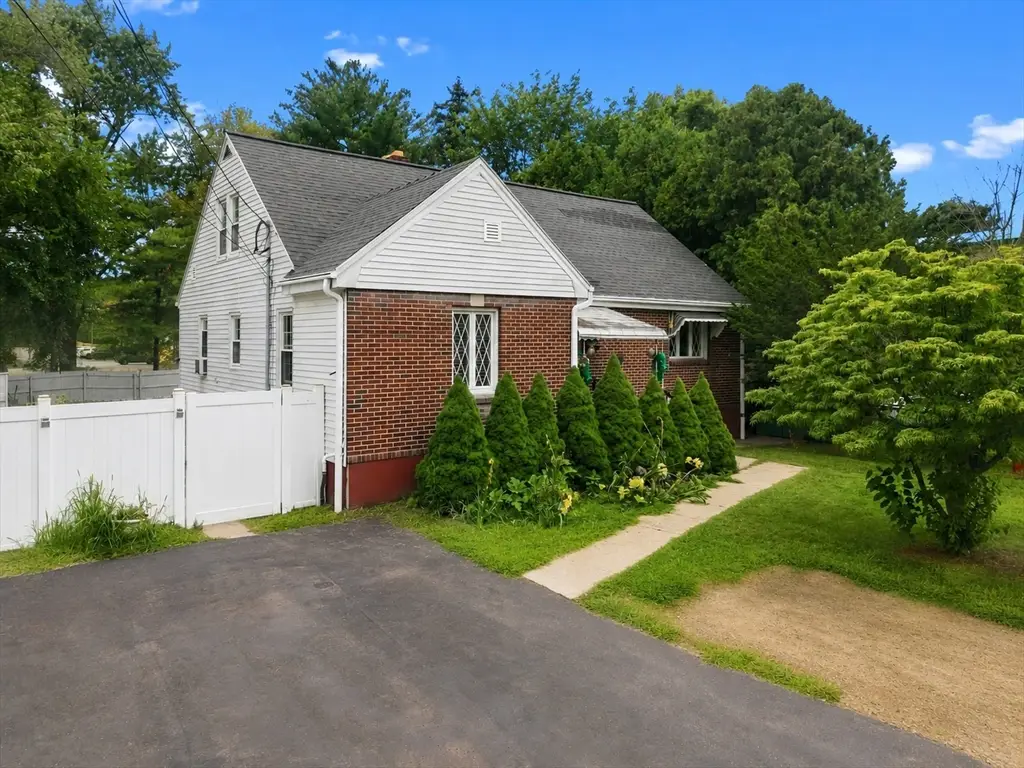 26 Beulah St, Framingham, MA 01701 - #1