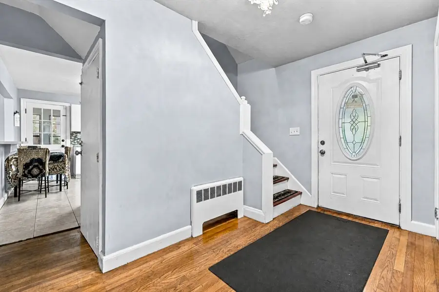 26 Beulah St, Framingham, MA 01701 - #3