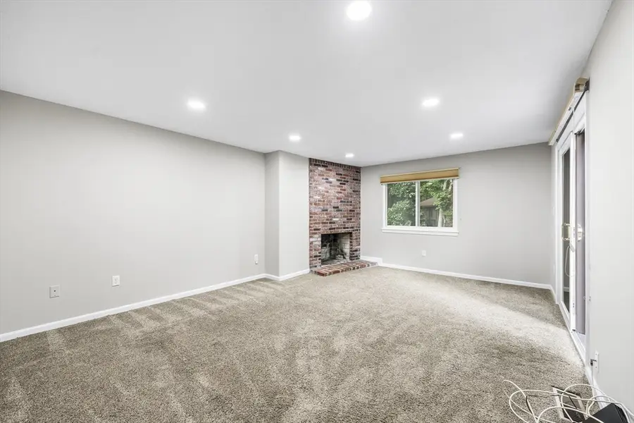 72 E Bluff Rd #72, Ashland, MA 01721 - #3