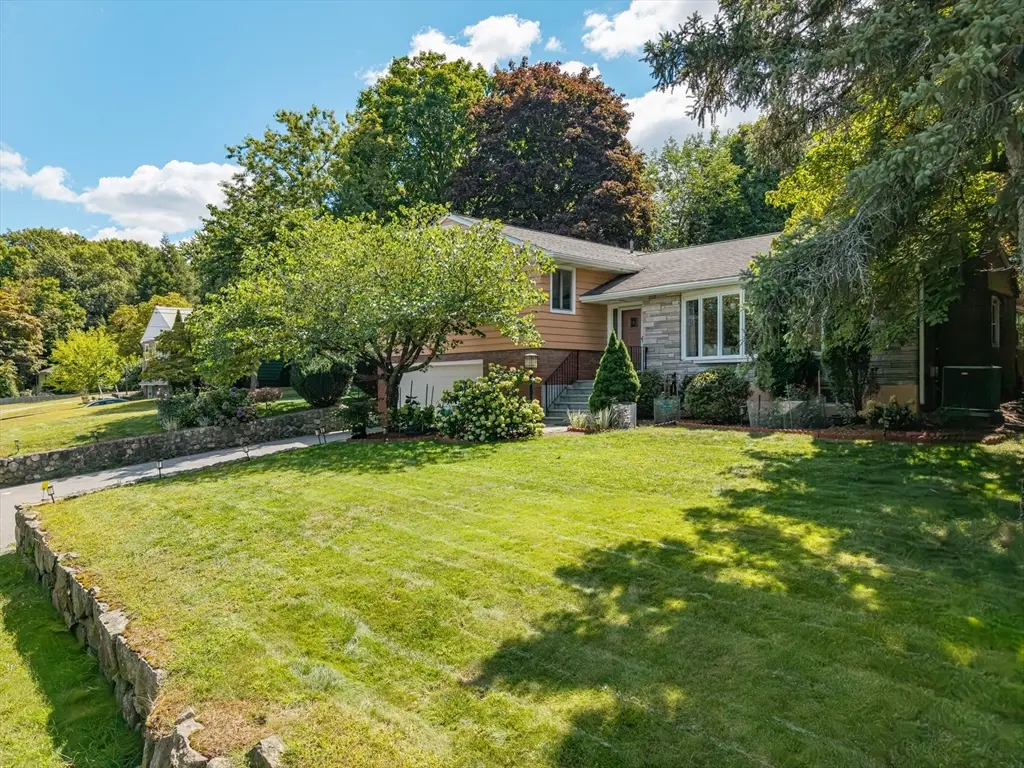 184 Concord Ave, Lexington, MA 02421 - #1
