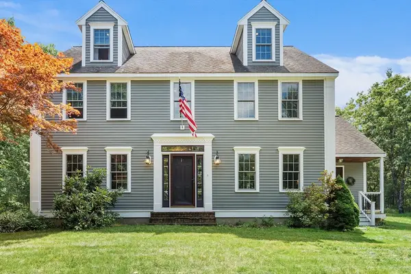 17 Hillside Drive, Townsend, MA 01469