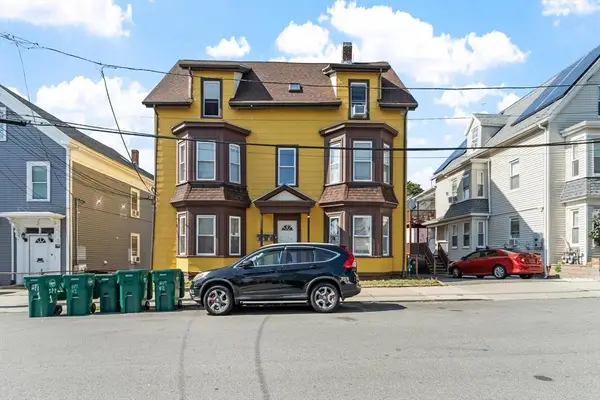 107 Hollingsworth St, Lynn, MA 01902