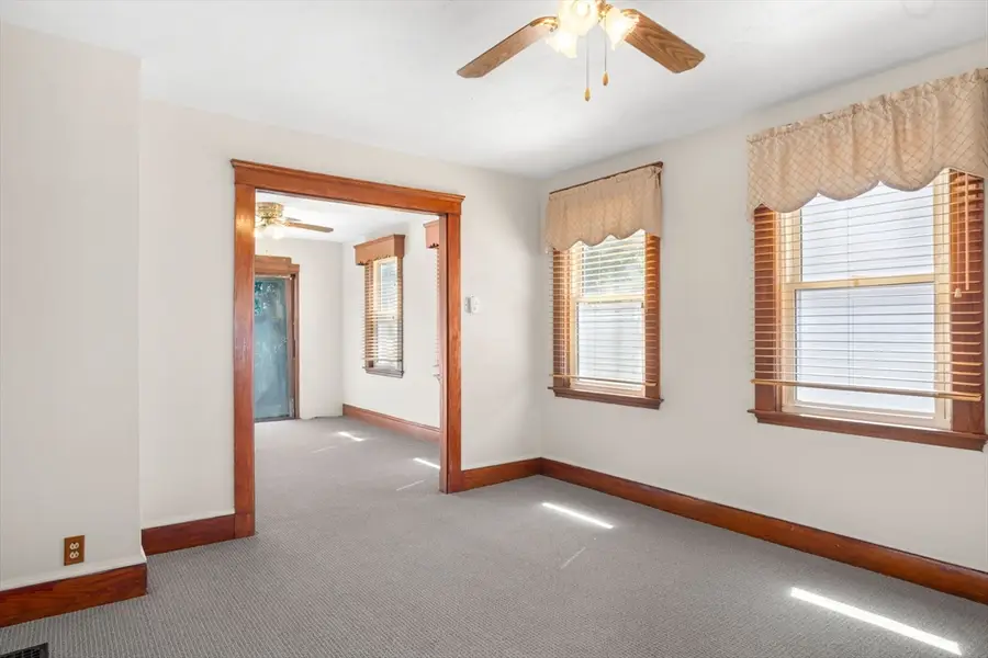 10 Revere St, Malden, MA 02148 - #3