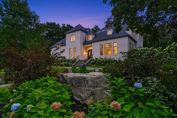 7 Schoolmaster Lane, Dedham, MA 02026