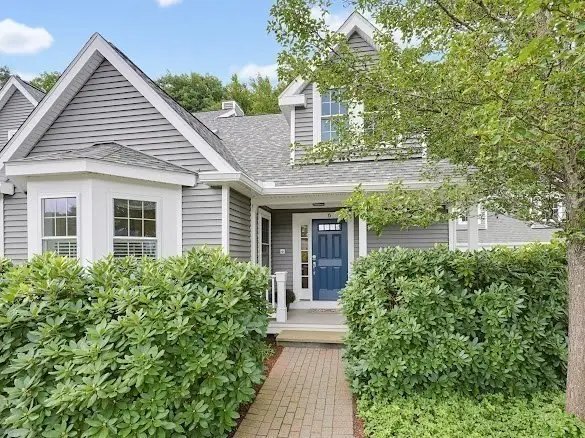 6 Highcroft Way #6, Hopkinton, MA 01748