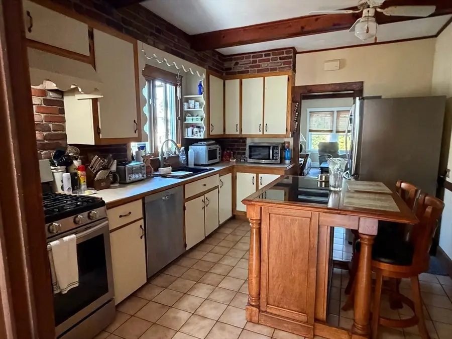30 Atlas St, Fairhaven, MA 02719 - #2