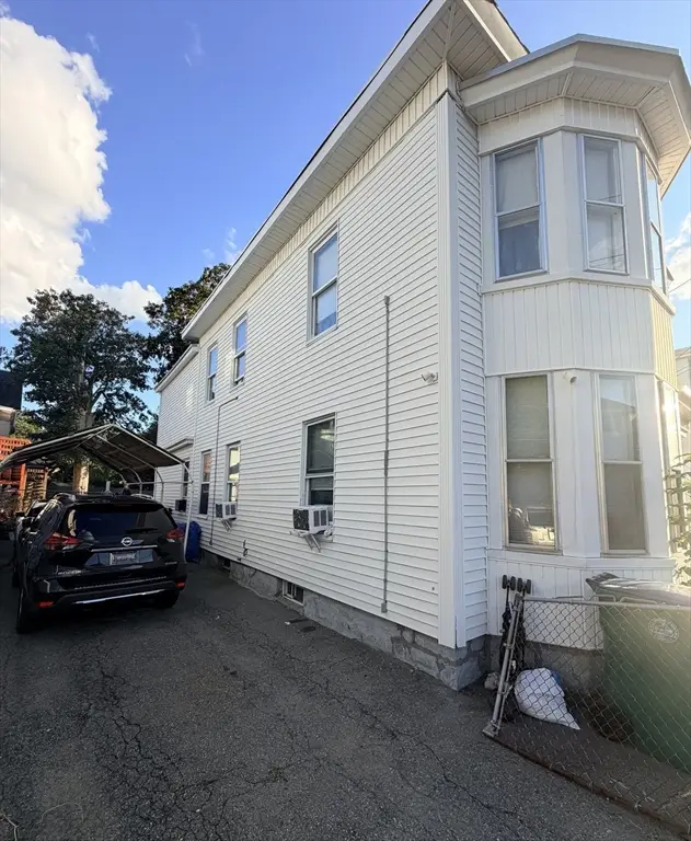 61 Pond St, Lowell, MA 01852 - #3