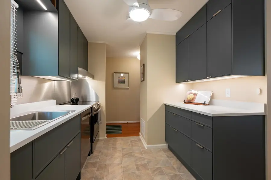808 Fairway Ave #808, Montague, MA 01376 - #3