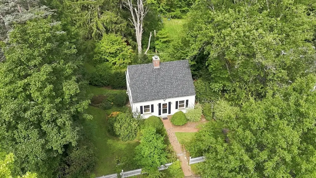 6 Smith Street, Amherst, MA 01002 - #1