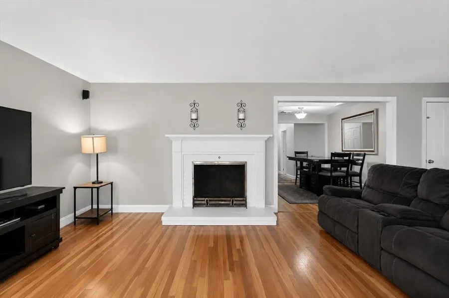 38 Dighton Ave, Taunton, MA 02780 - #3