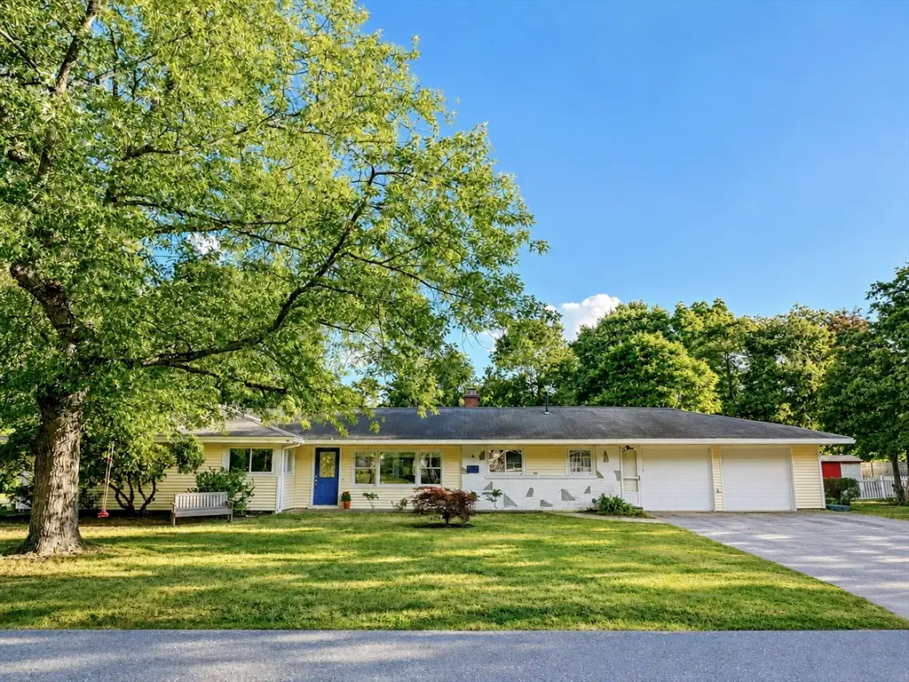 4 Nadine Road, Framingham, MA 01701 - #1