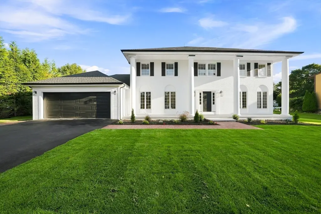 7 Viking Rd, Winchester, MA 01890 - #1