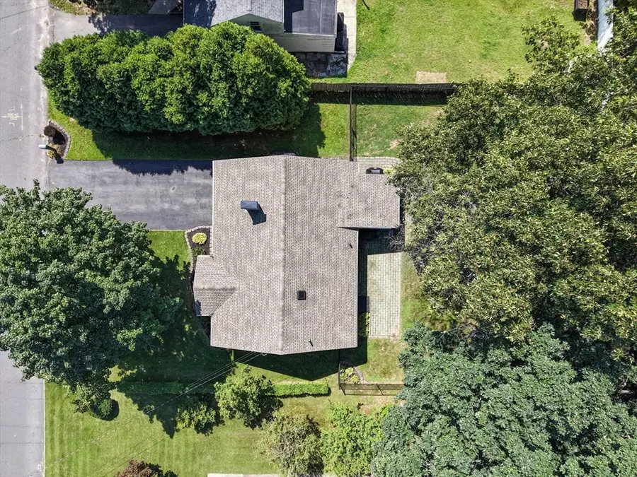 114 Fenway Dr, Springfield, MA 01119 - #3