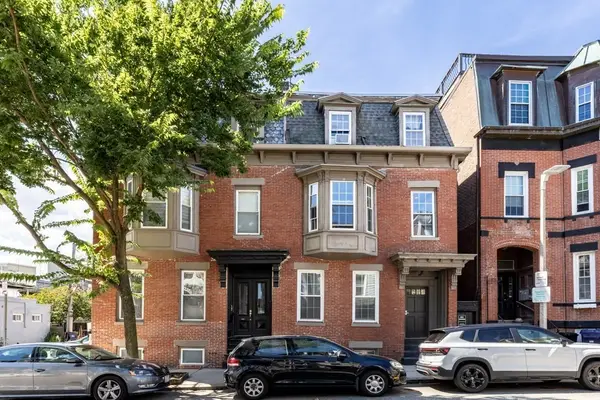 159 I St #1, Boston, MA 02127