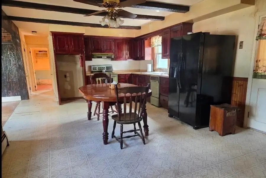 211 Lowell Street, Methuen, MA 01844 - #3