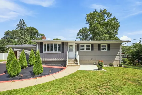 401 Turnpike St, Stoughton, MA 02072
